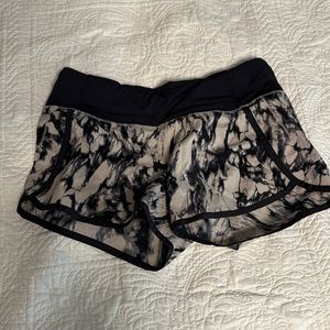 Lululemon shorts